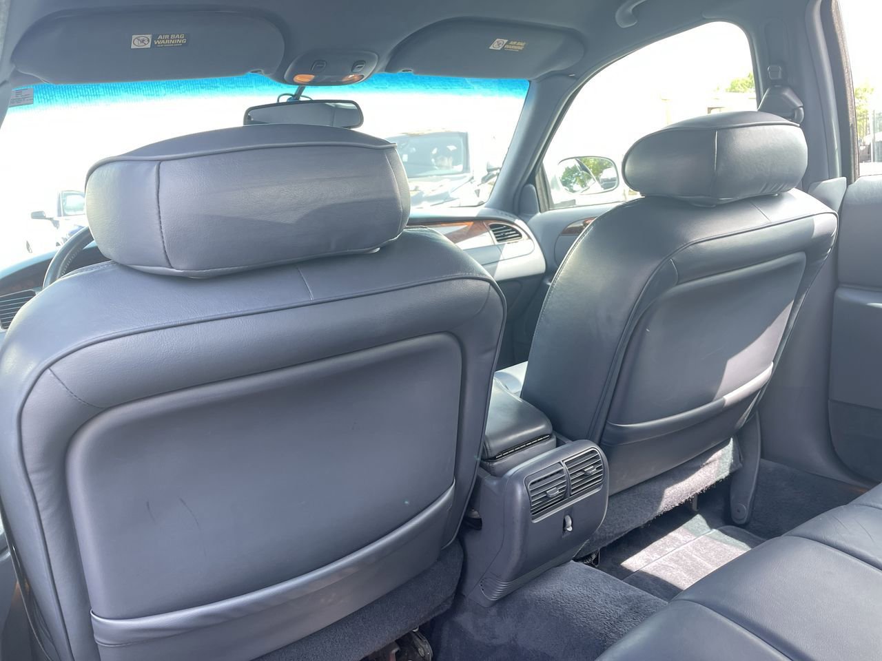 Thumbnail: 2000 Lincoln Town Car - 19