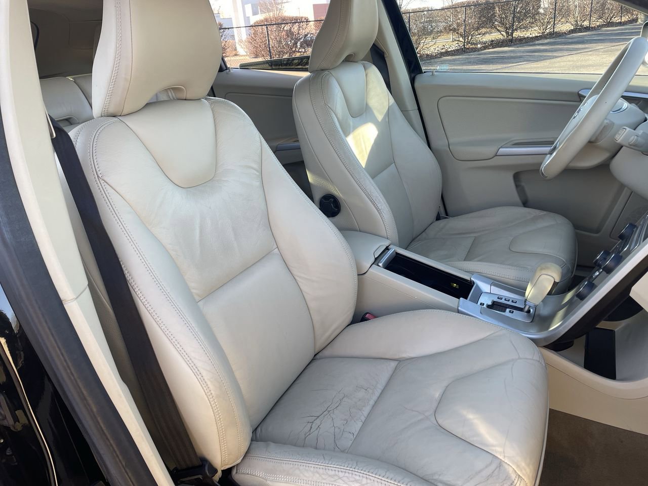 Thumbnail: 2011 Volvo XC60 - 14