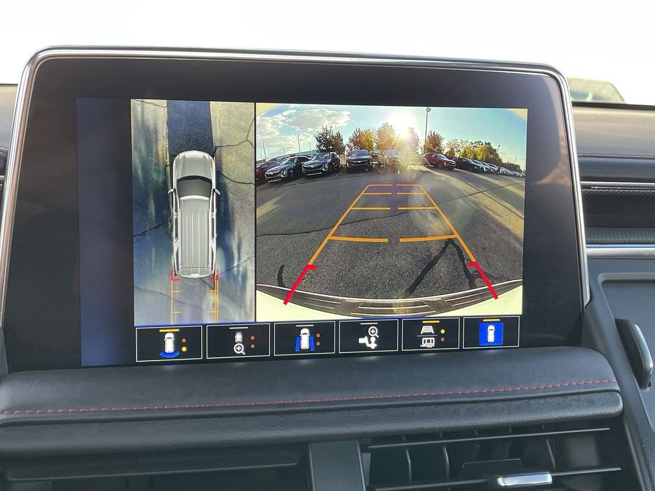 Thumbnail: 2024 Chevrolet Tahoe - 30