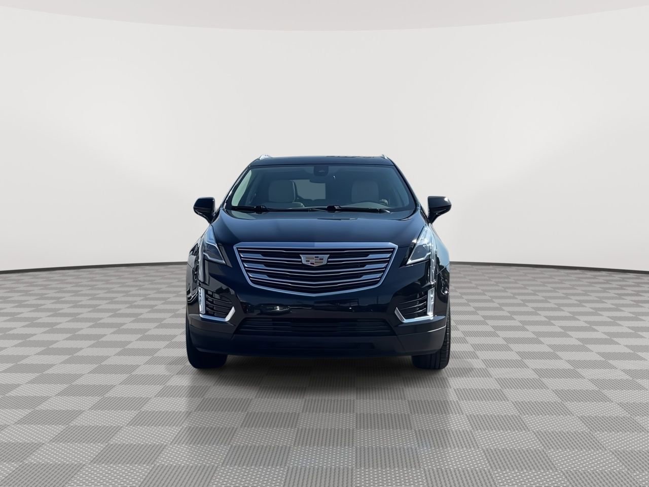 Thumbnail: 2017 Cadillac XT5 - 3