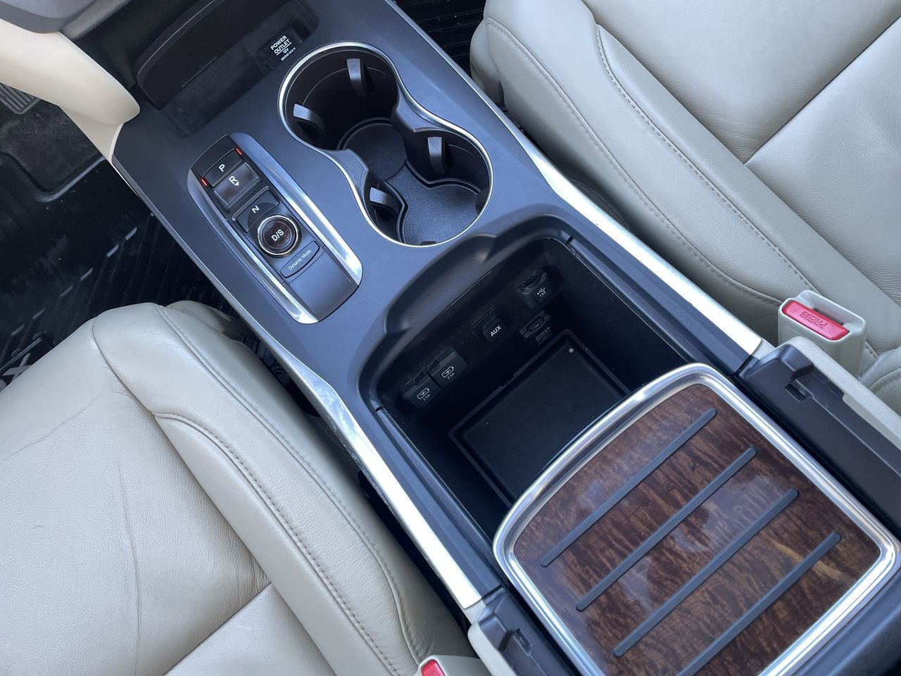 Thumbnail: 2017 Acura MDX - 26