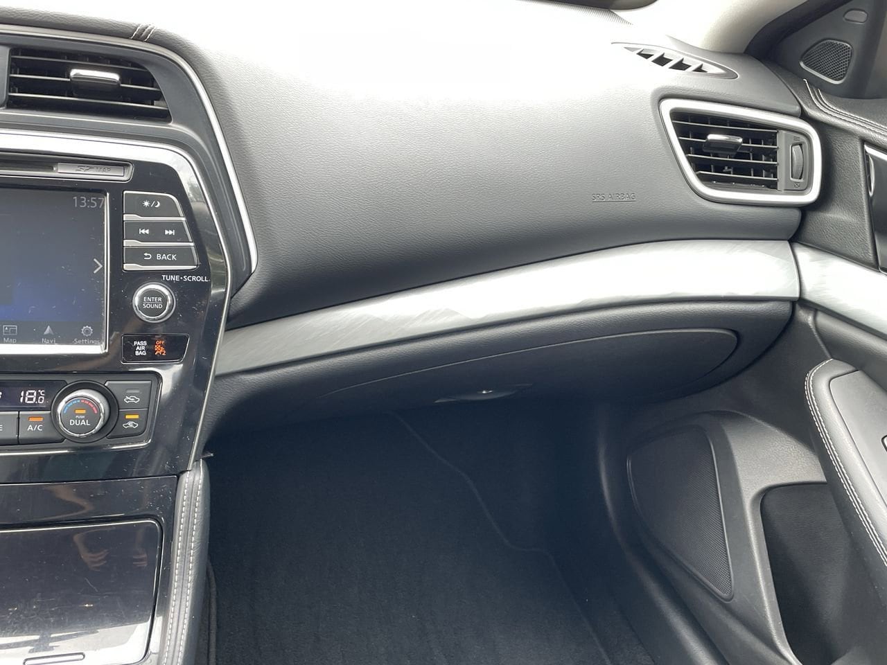Thumbnail: 2016 Nissan Maxima - 16