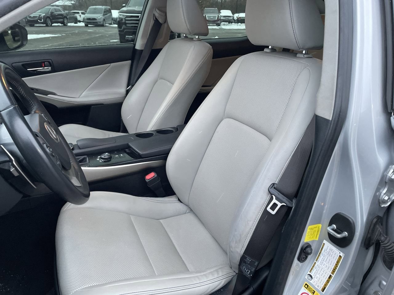 Thumbnail: 2014 Lexus IS - 12