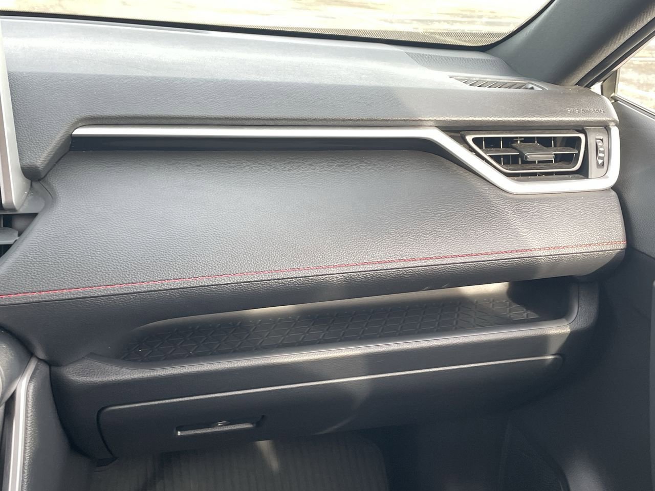 Thumbnail: 2023 Toyota RAV4 - 16