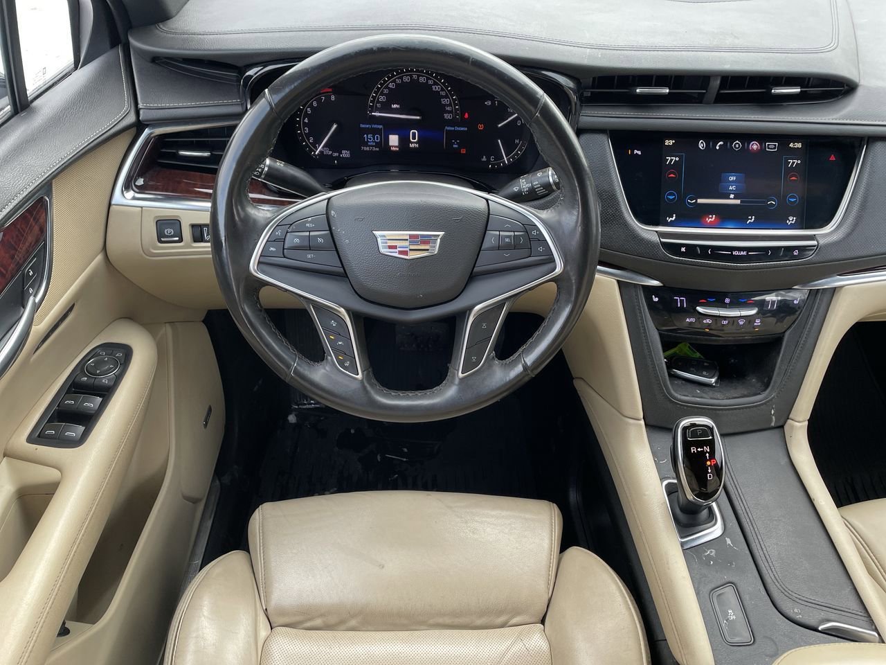 Thumbnail: 2017 Cadillac XT5 - 11