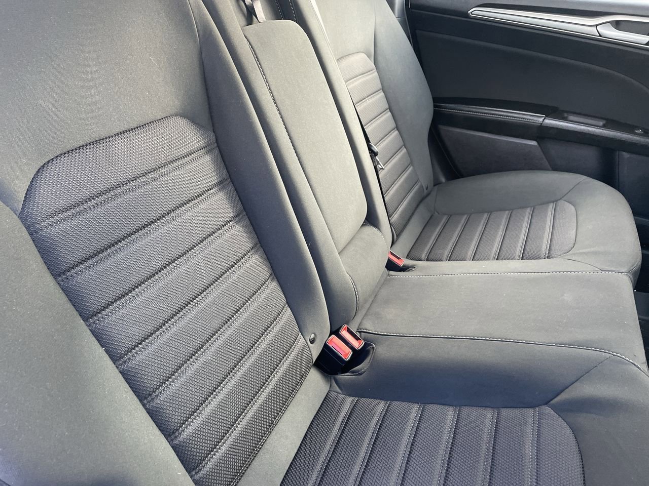 Thumbnail: 2020 Ford Fusion - 15