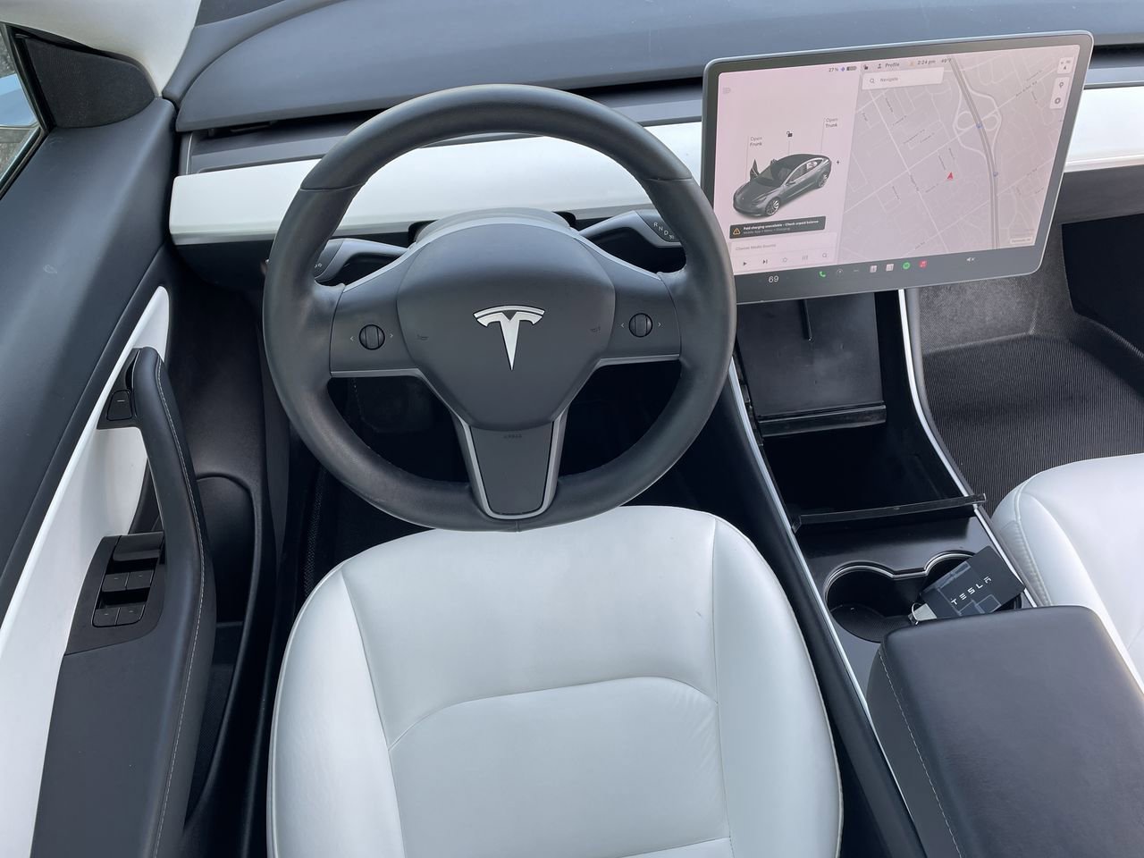 Thumbnail: 2020 Tesla Model 3 - 11