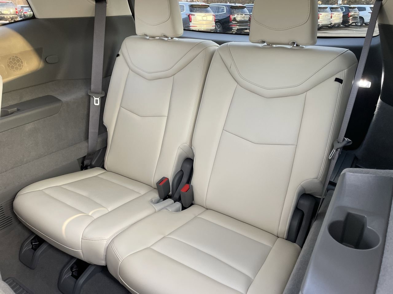 Thumbnail: 2024 Cadillac XT6 - 19