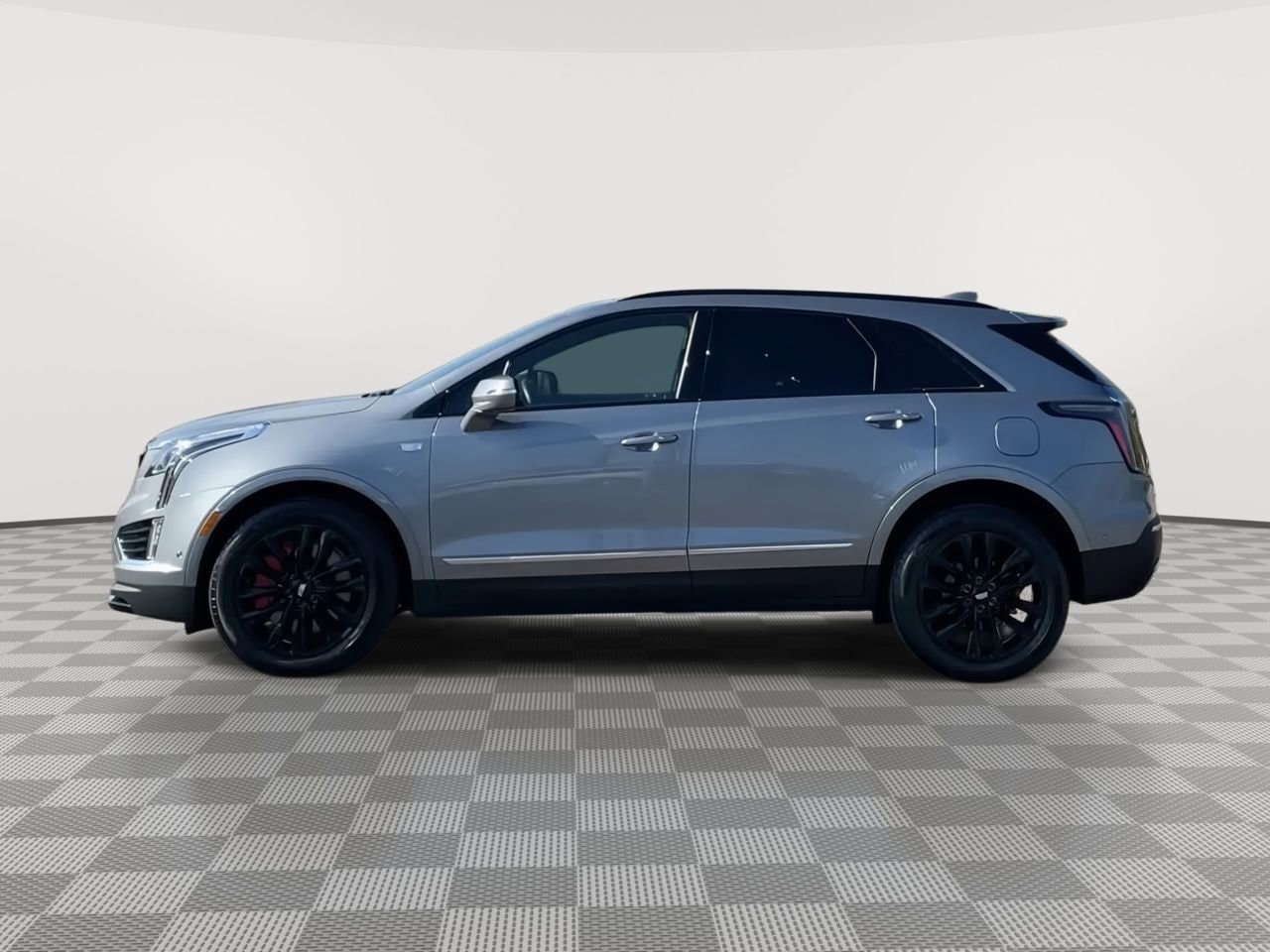 Thumbnail: 2024 Cadillac XT5 - 5