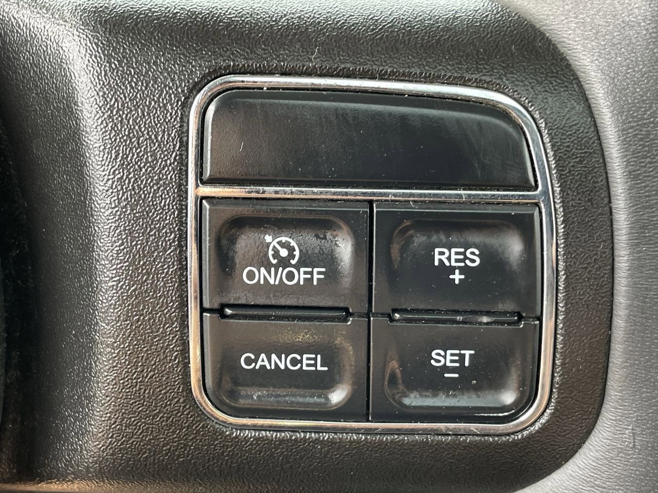 Thumbnail: 2016 Jeep Patriot - 26