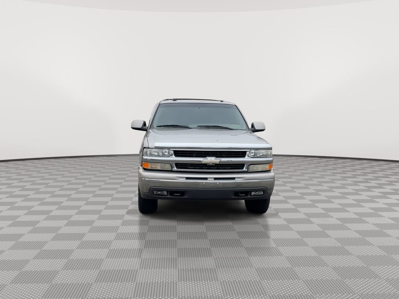 Thumbnail: 2005 Chevrolet Suburban - 3