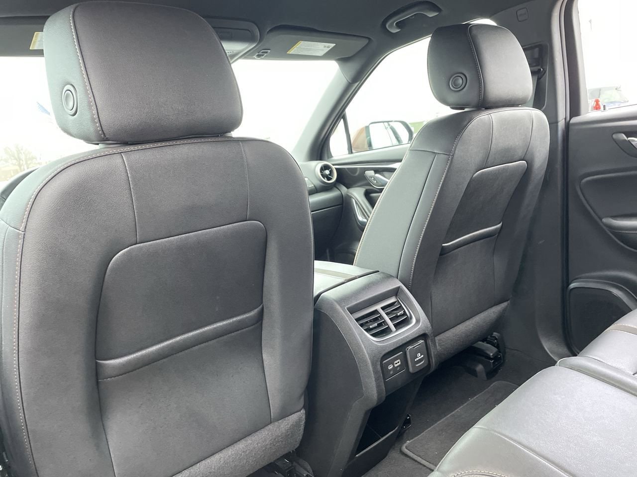 Thumbnail: 2023 Chevrolet Blazer - 20