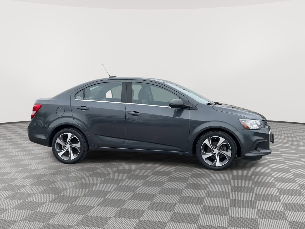Thumbnail: 2020 Chevrolet Sonic - 9