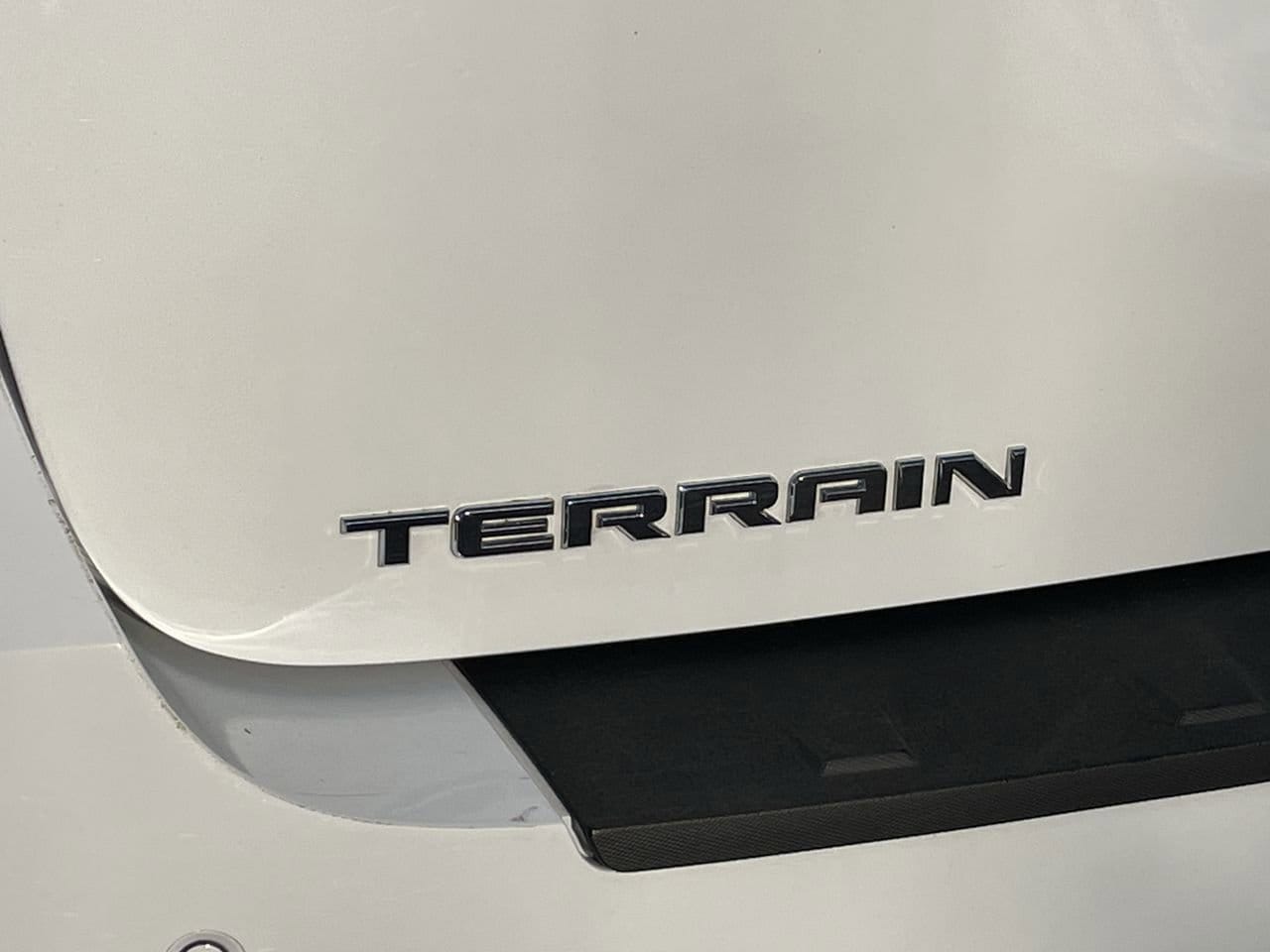 Thumbnail: 2010 GMC Terrain - 35