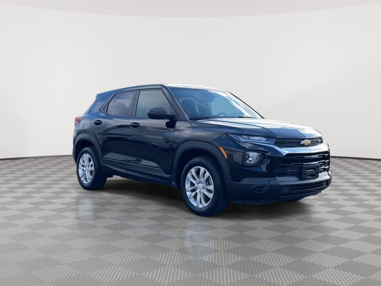 Thumbnail: 2023 Chevrolet TrailBlazer - 2