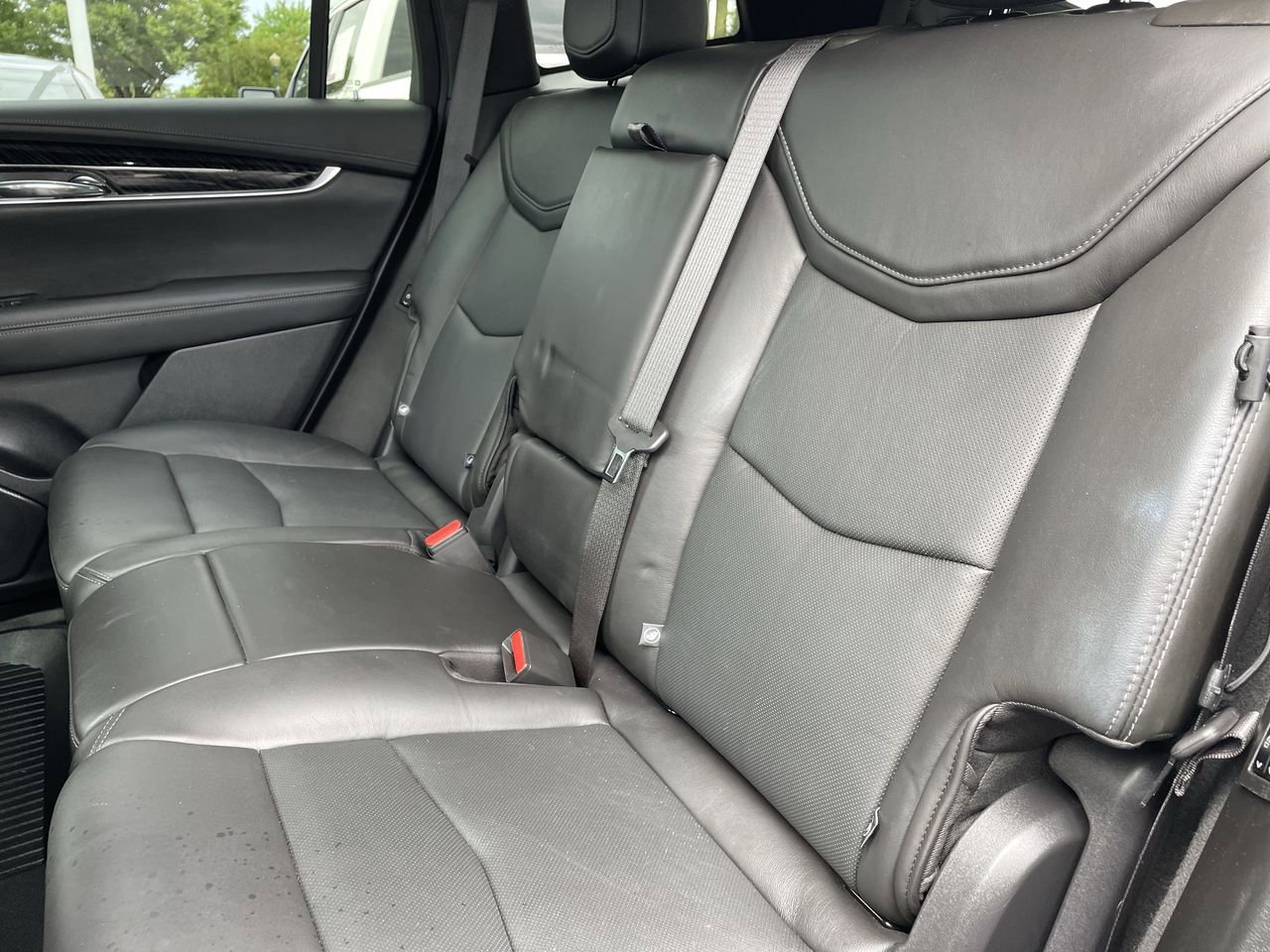 Thumbnail: 2020 Cadillac XT6 - 20