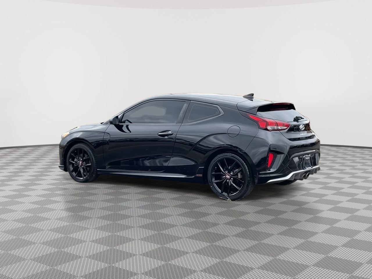 Thumbnail: 2021 Hyundai Veloster - 6