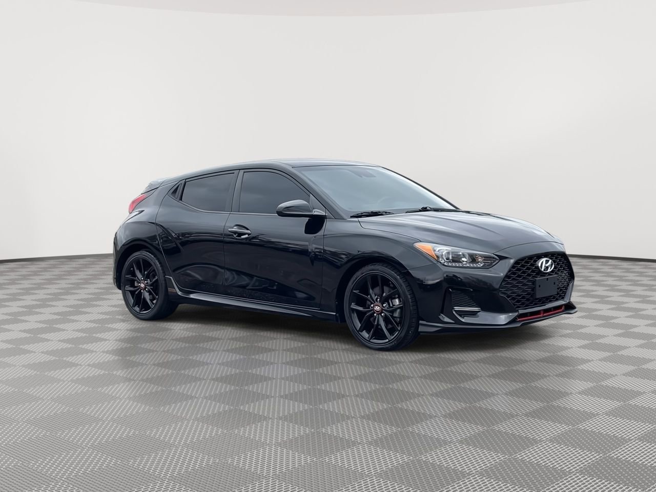 2021 Hyundai Veloster Turbo R-Spec photo 2
