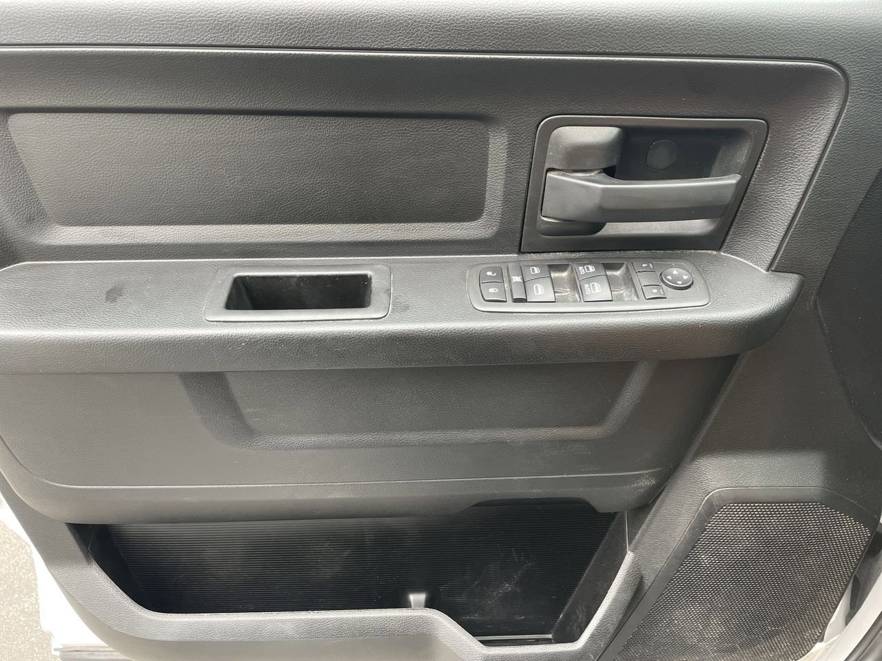 Thumbnail: 2021 RAM 1500 Classic - 29