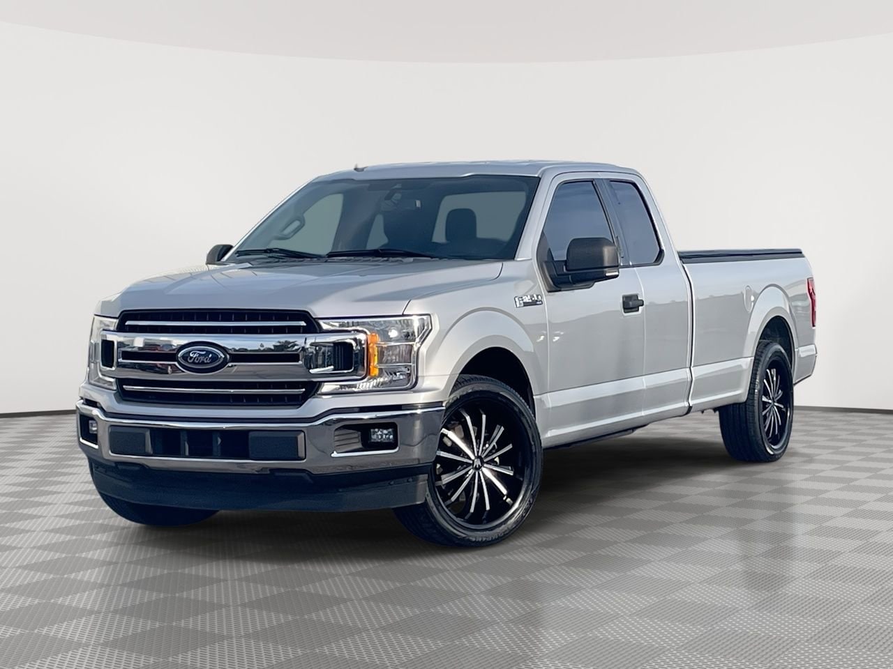 Thumbnail: 2019 Ford F-150 - 1