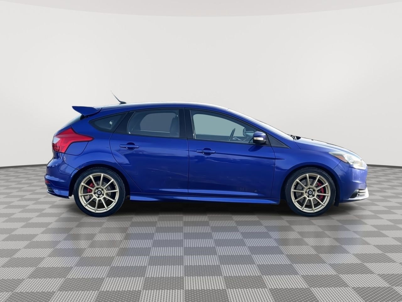 Thumbnail: 2014 Ford Focus - 9
