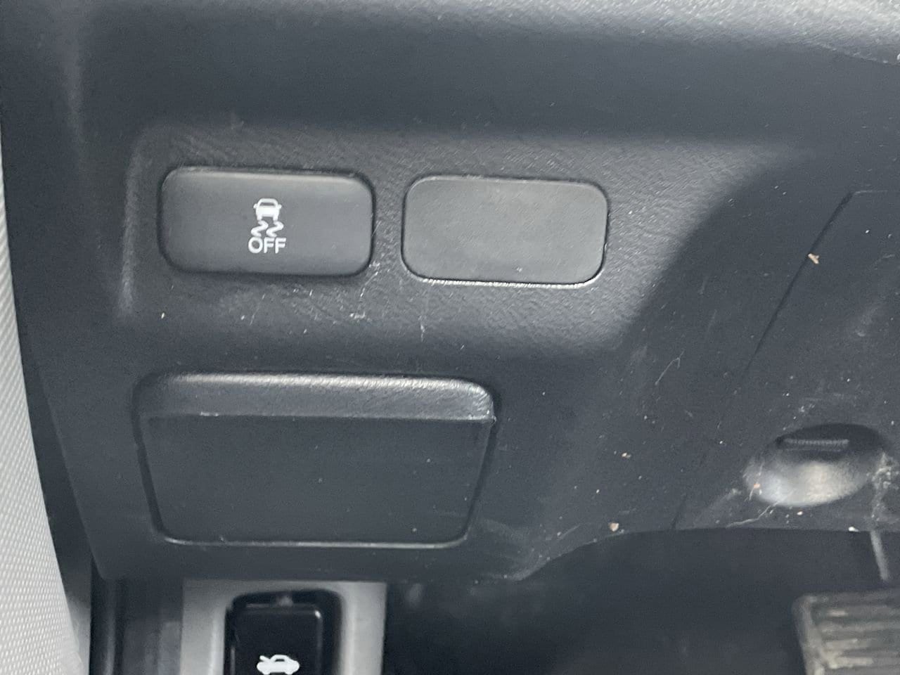 Thumbnail: 2010 Honda Element - 23