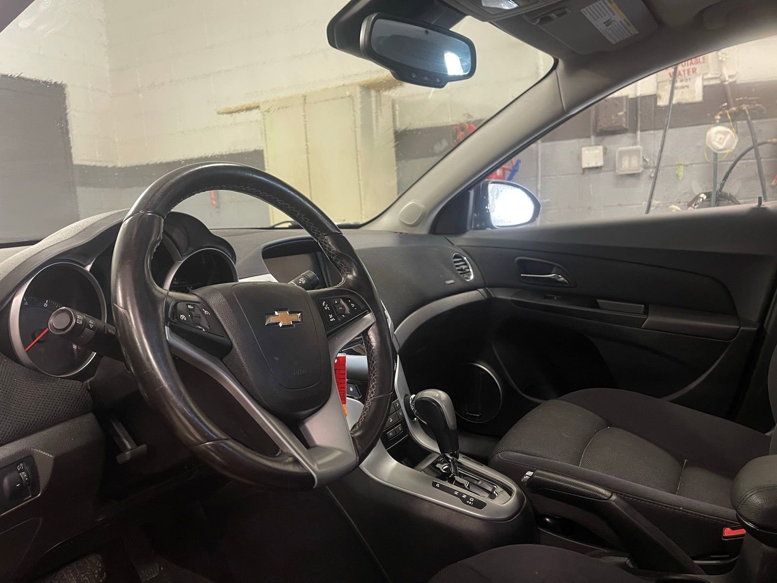 Thumbnail: 2014 Chevrolet Cruze - 5