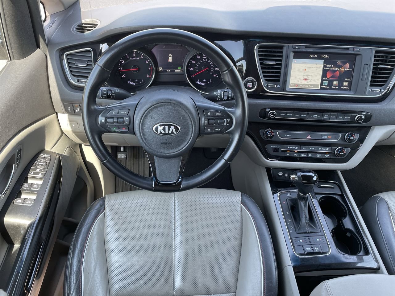 Thumbnail: 2016 Kia Sedona - 11