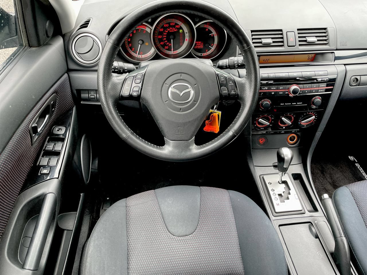 Thumbnail: 2008 Mazda Mazda3 - 11