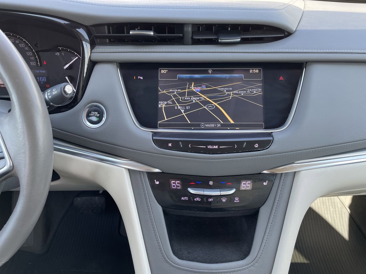 Thumbnail: 2017 Cadillac XT5 - 13