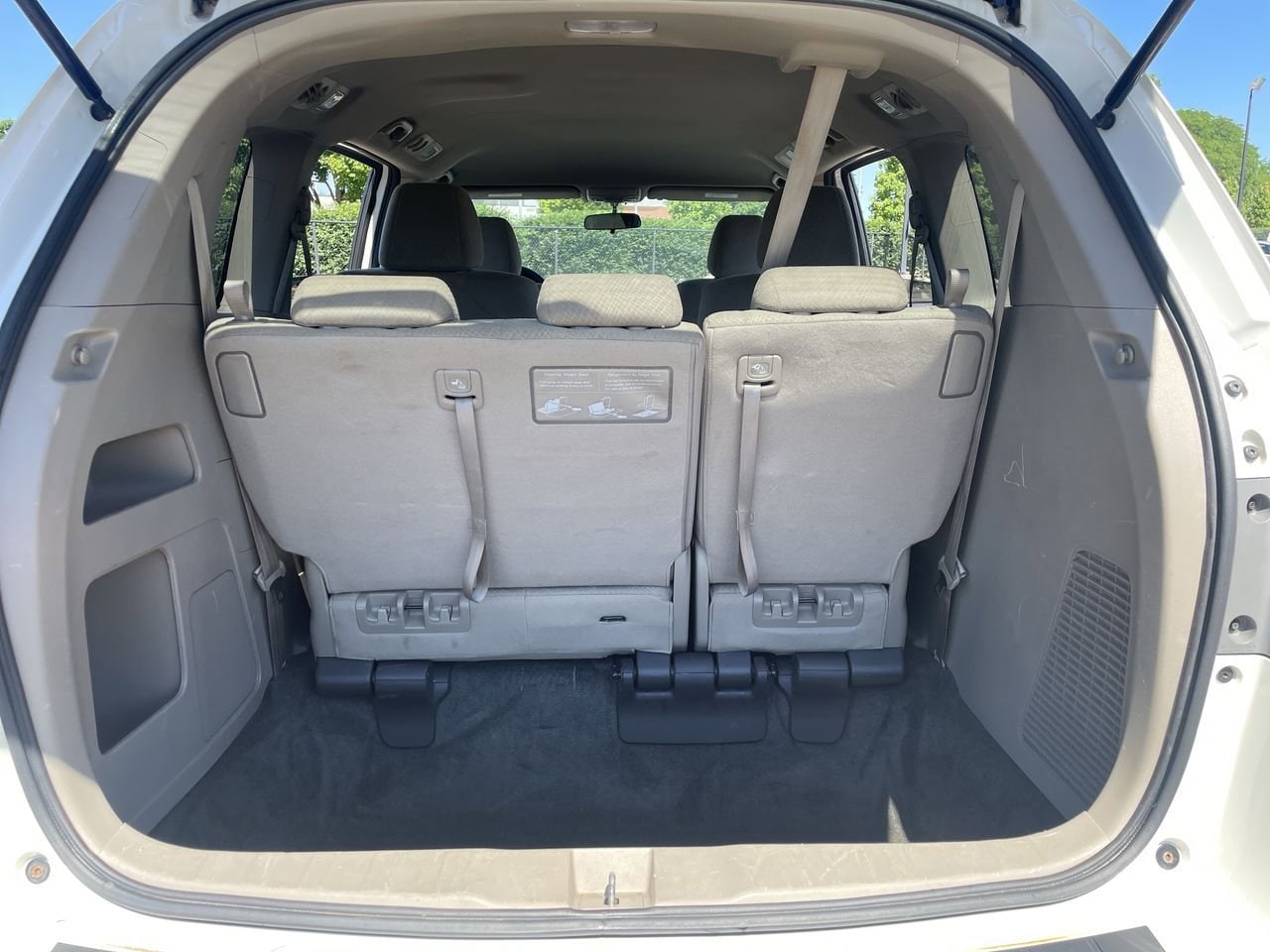 Thumbnail: 2016 Honda Odyssey - 17