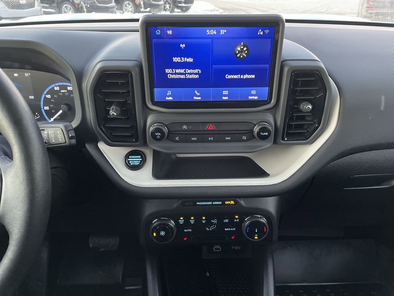 Thumbnail: 2023 Ford Bronco Sport - 13