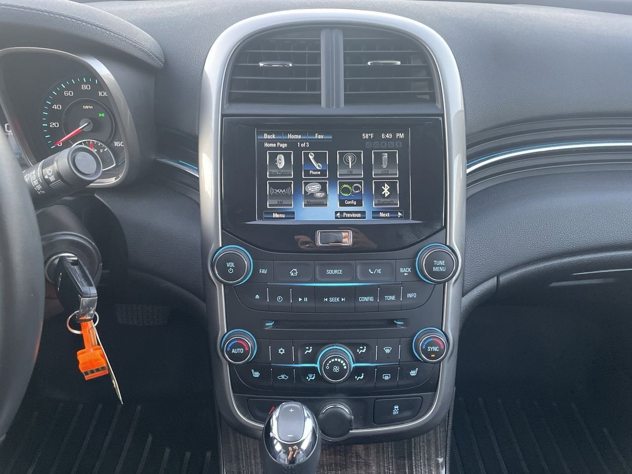 Thumbnail: 2015 Chevrolet Malibu - 13