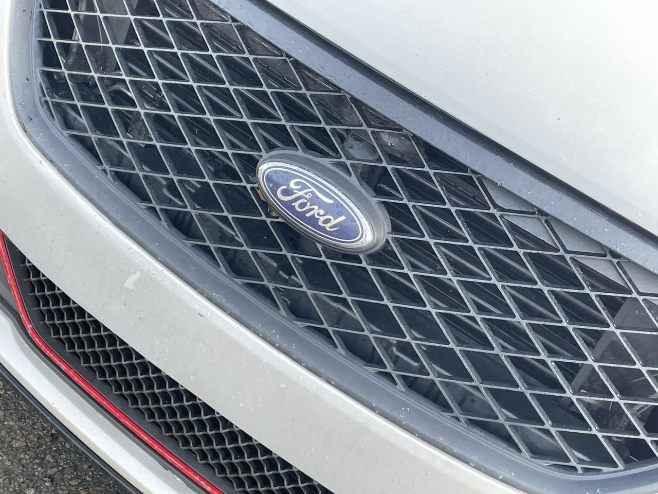 Thumbnail: 2014 Ford Taurus - 32