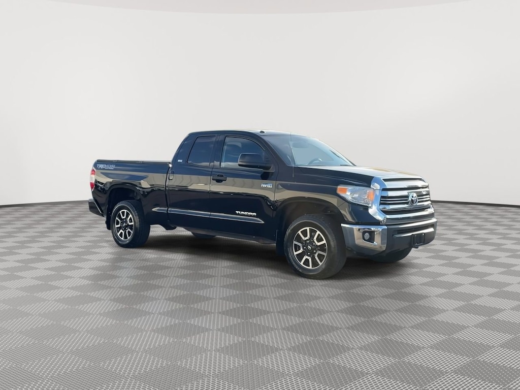Used 2017 Toyota Tundra 4WD SR