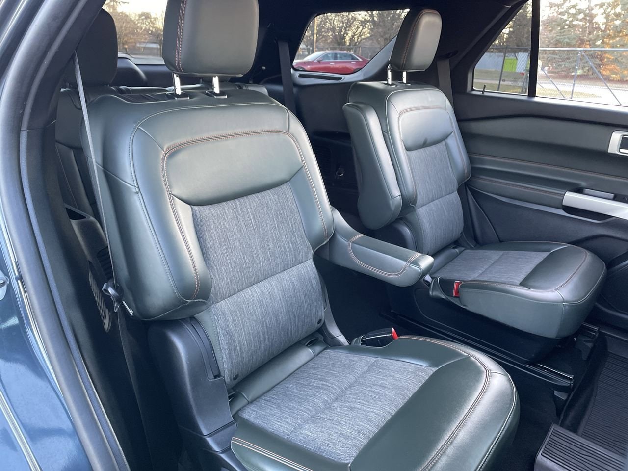 Thumbnail: 2022 Ford Explorer - 15