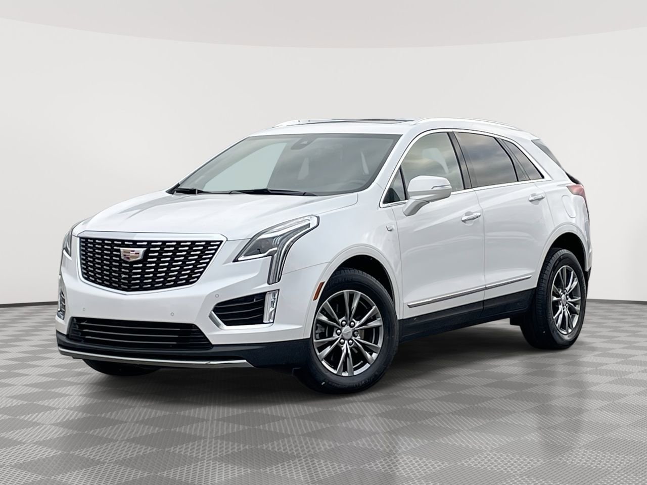 Thumbnail: 2023 Cadillac XT5 - 1