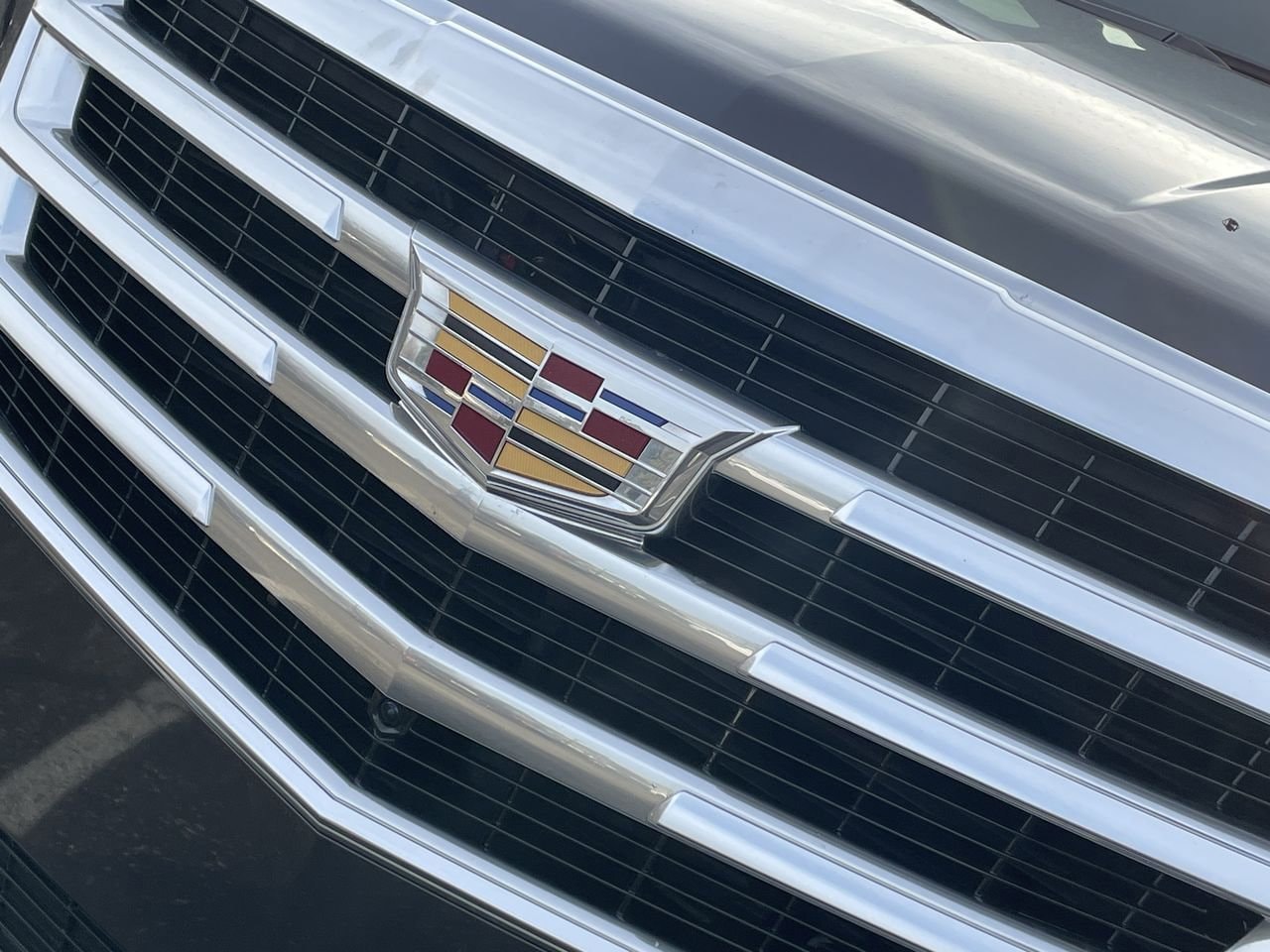 Thumbnail: 2018 Cadillac Escalade - 43