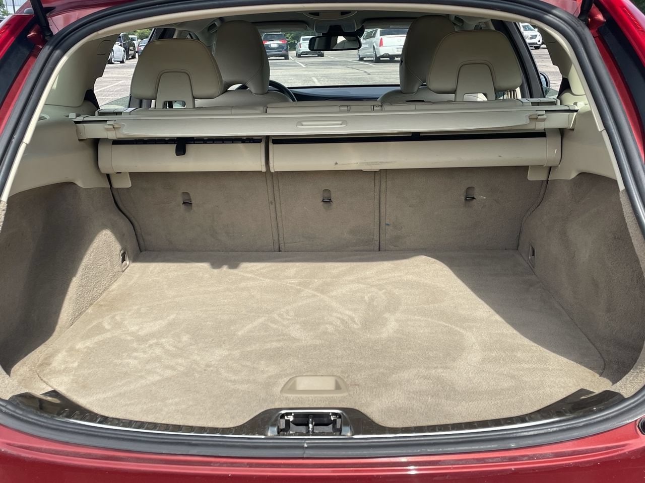 Thumbnail: 2015 Volvo V60 - 17