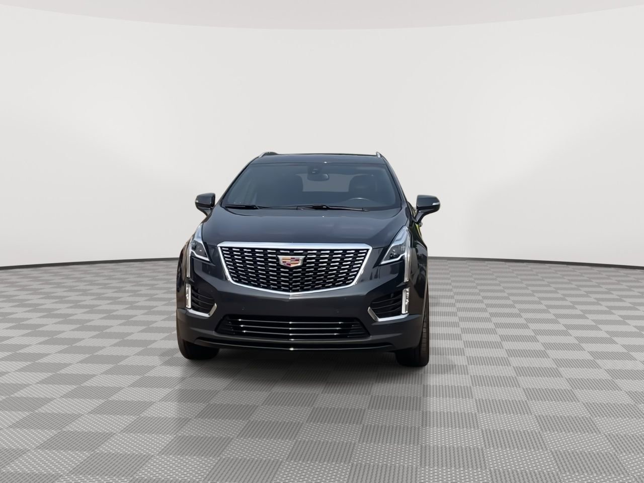 Thumbnail: 2023 Cadillac XT5 - 3