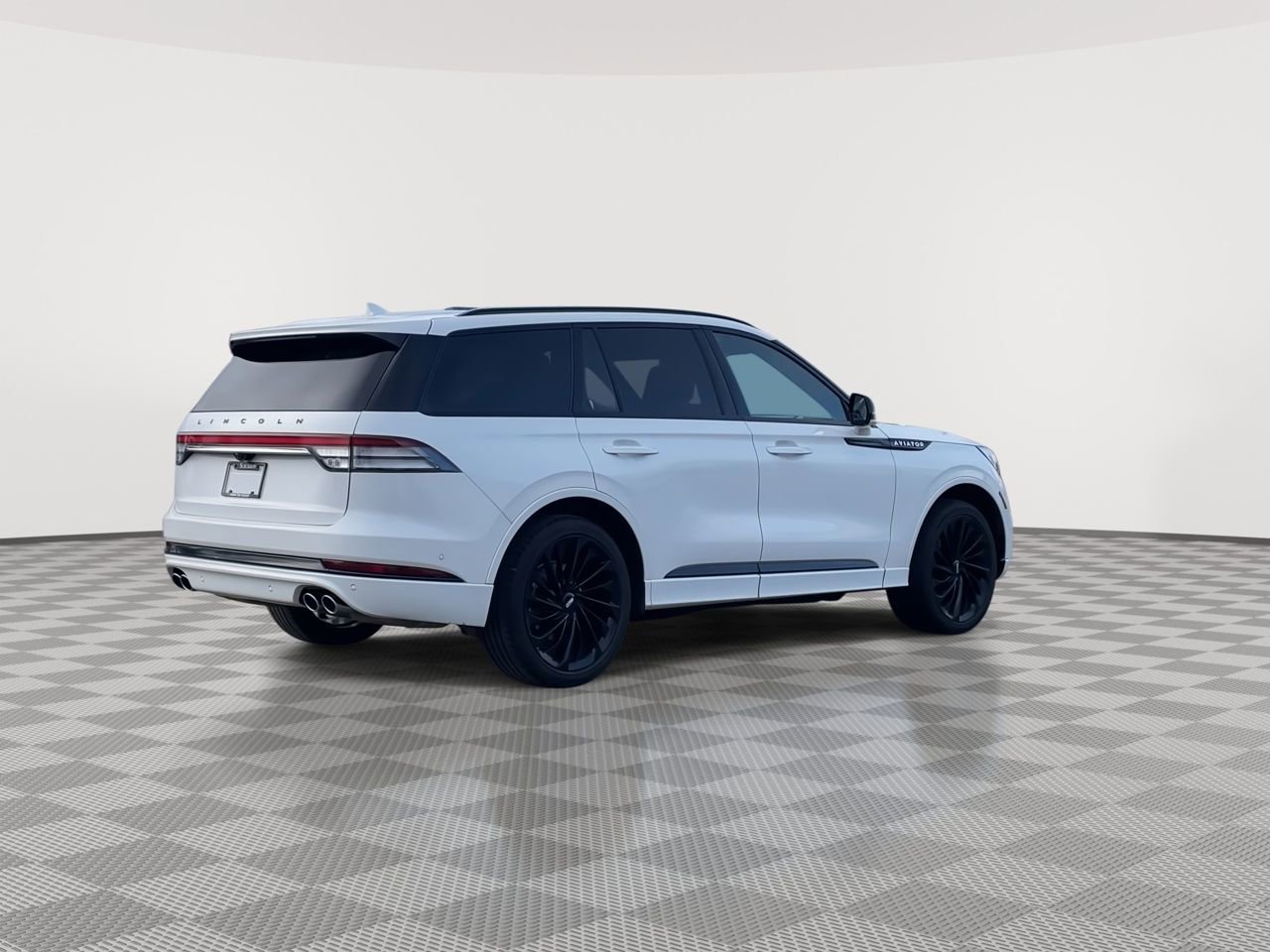 Thumbnail: 2024 Lincoln Aviator - 8