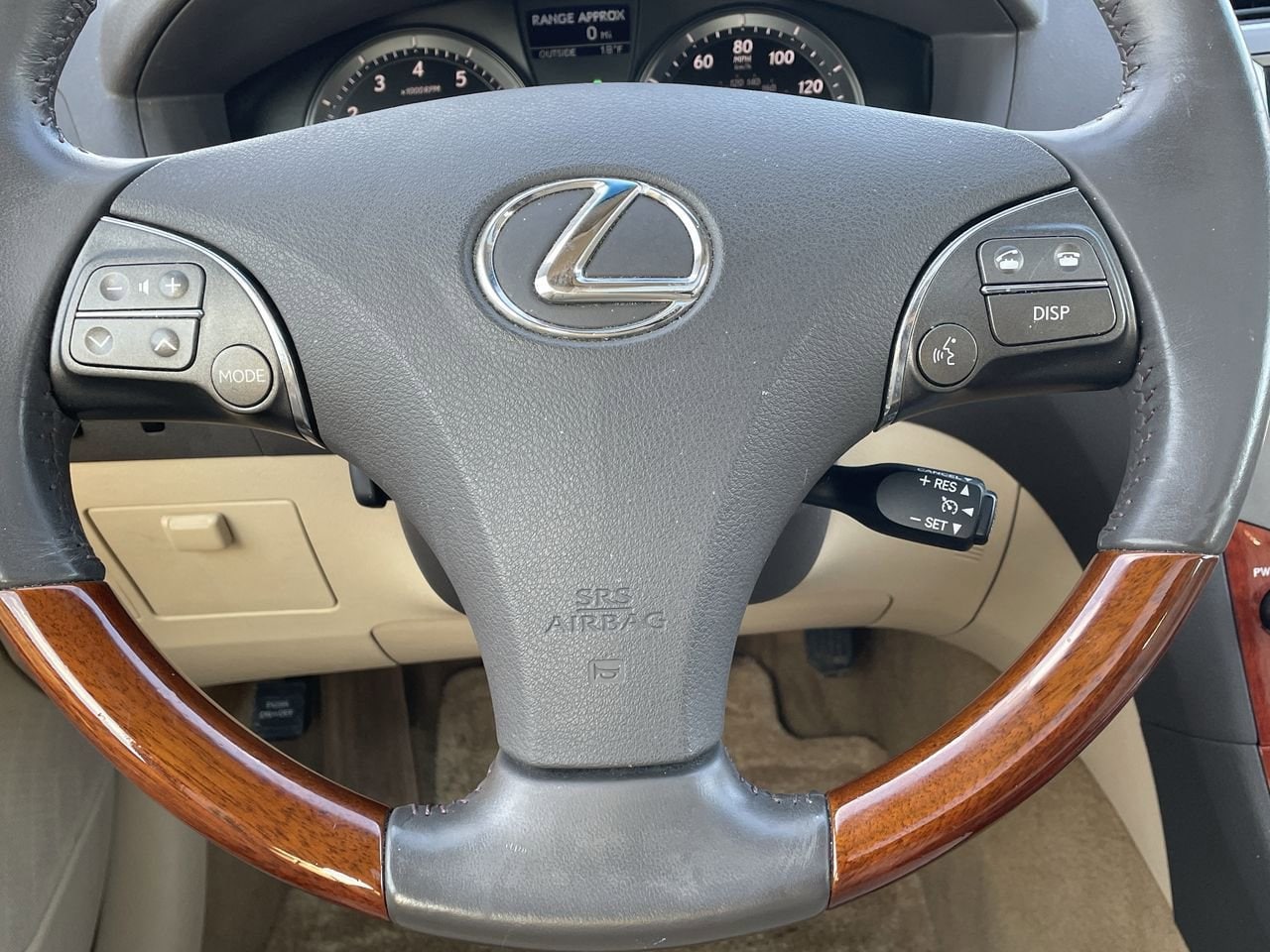 Thumbnail: 2012 Lexus ES - 10