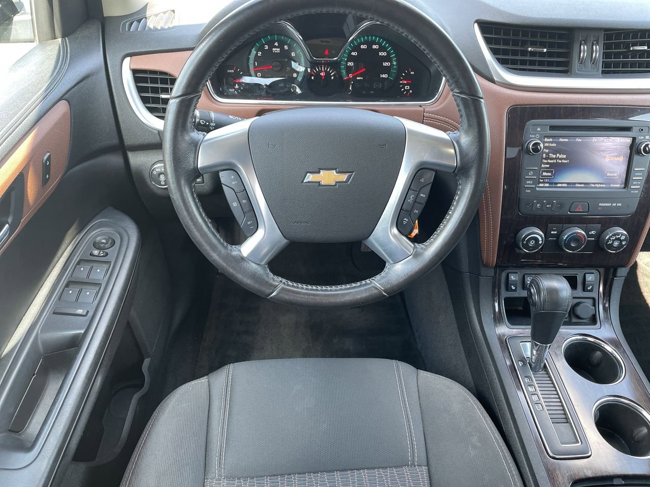 Thumbnail: 2016 Chevrolet Traverse - 11