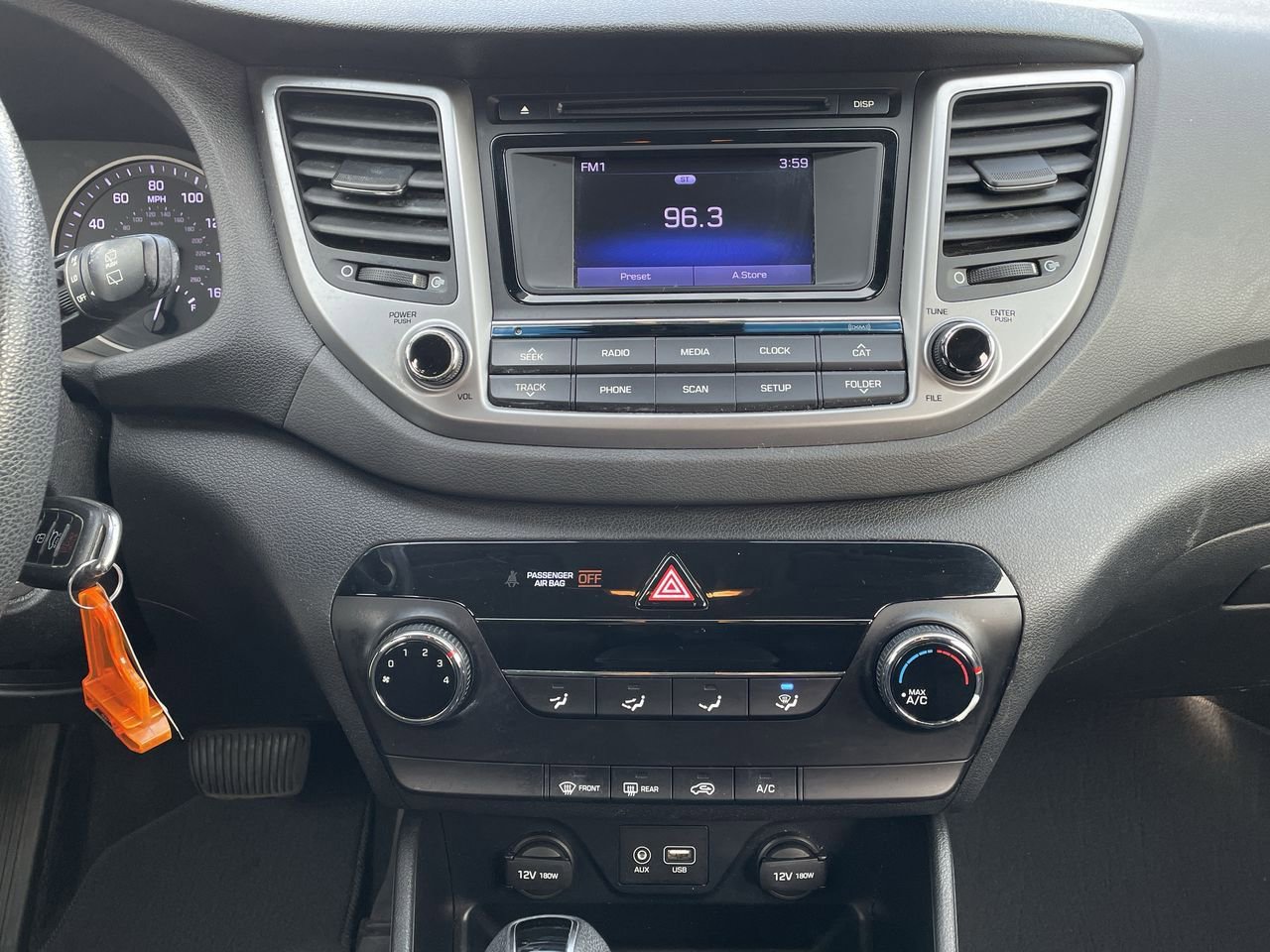 Thumbnail: 2016 Hyundai Tucson - 13