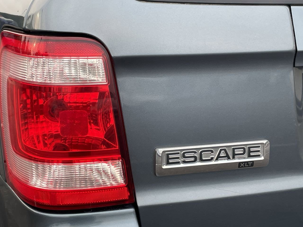 2010 Ford Escape XLT 32