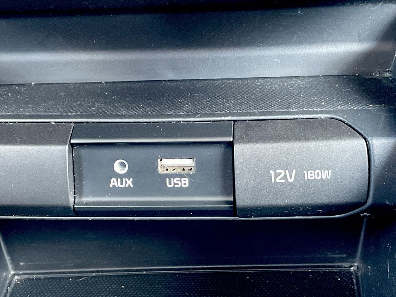 Thumbnail: 2020 Kia Rio - 22