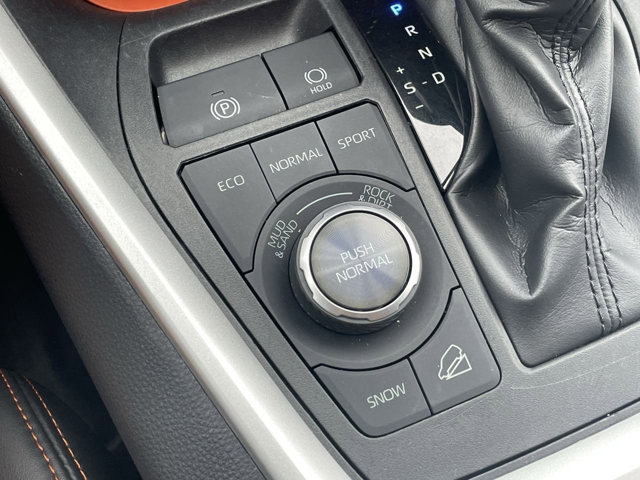 Thumbnail: 2019 Toyota RAV4 - 30