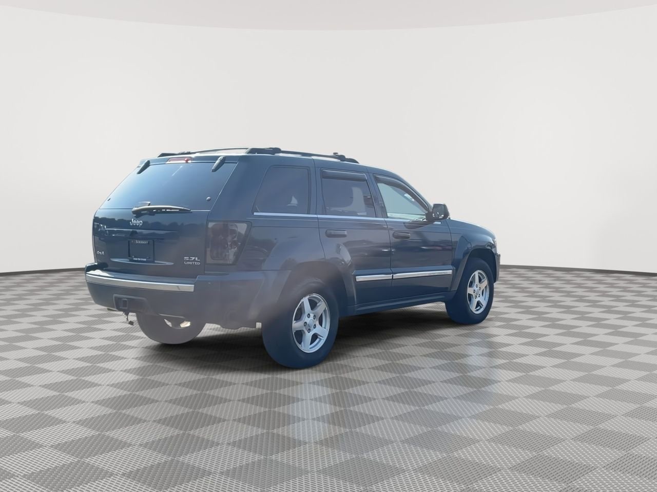 Thumbnail: 2005 Jeep Grand Cherokee - 8