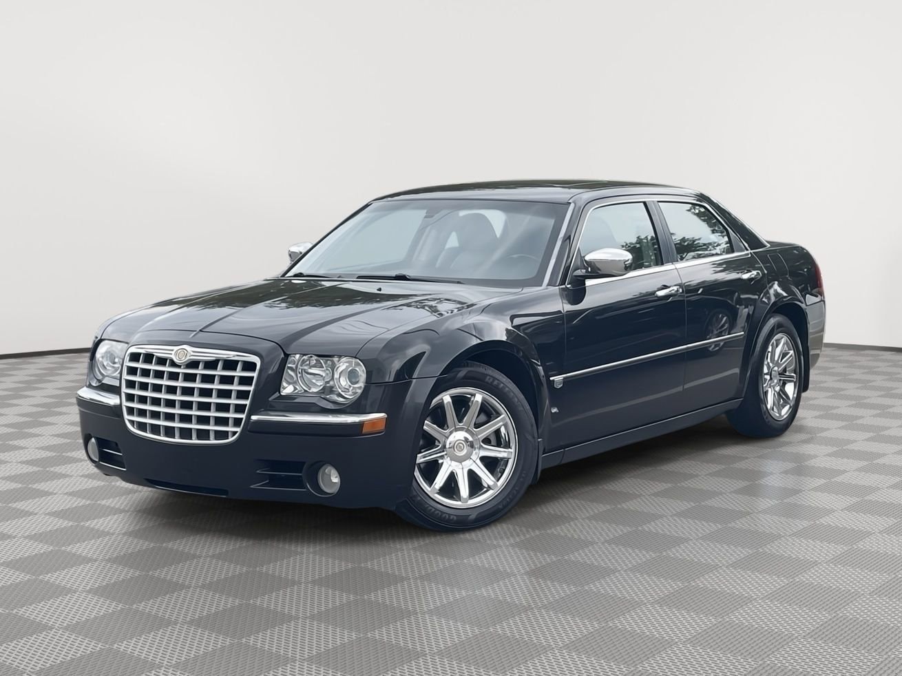 2006 Chrysler 300 C -
                  Plymouth, MI