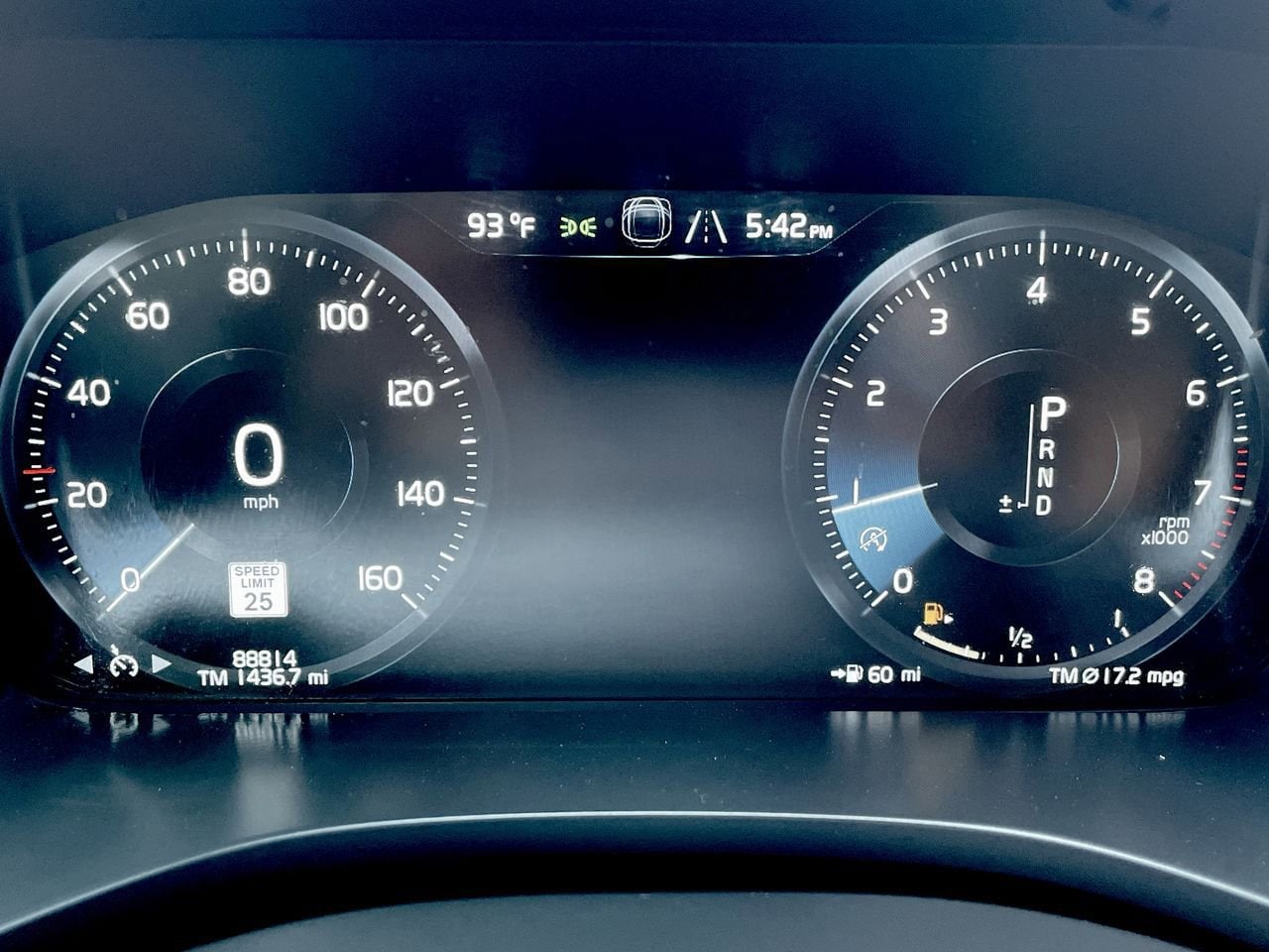 Thumbnail: 2020 Volvo XC60 - 26